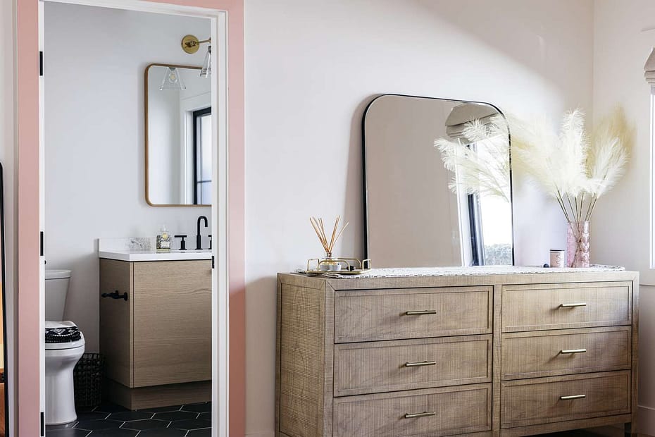 Alternative Uses for Mirrored Dressers in Home Decor