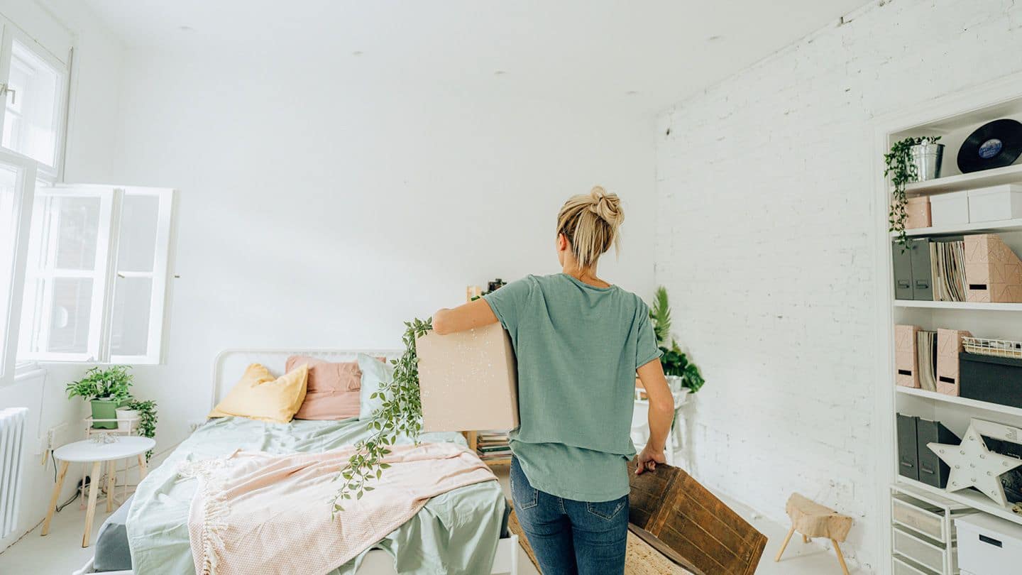 Color Psychology in Feng Shui: Choosing Harmonious Colors for a Serene Bedroom