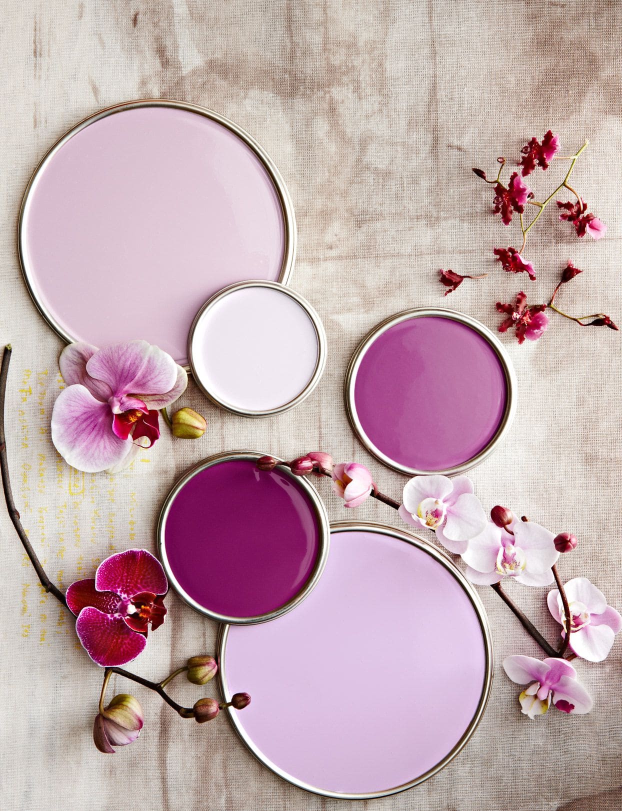 Purple Tranquility: Utilizing Lavender And Mauve for a Soothing And Dreamy